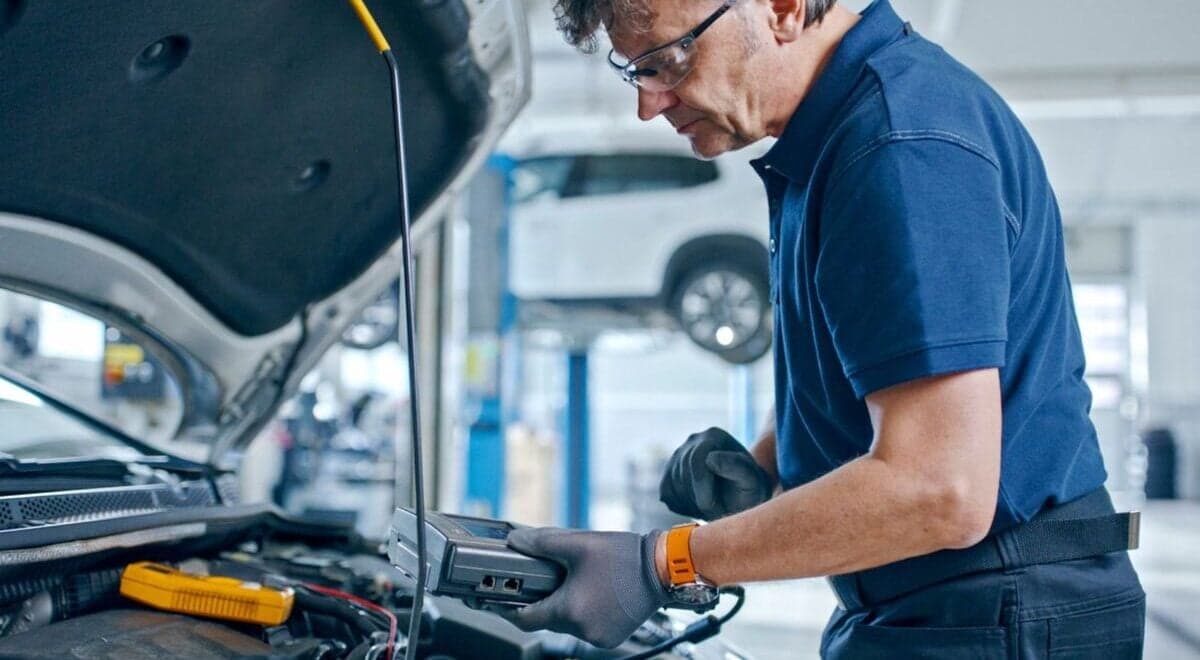 Votre voiture passe au contrôle technique en 2027 ? Voici ce qui change dès le 1er janvier
